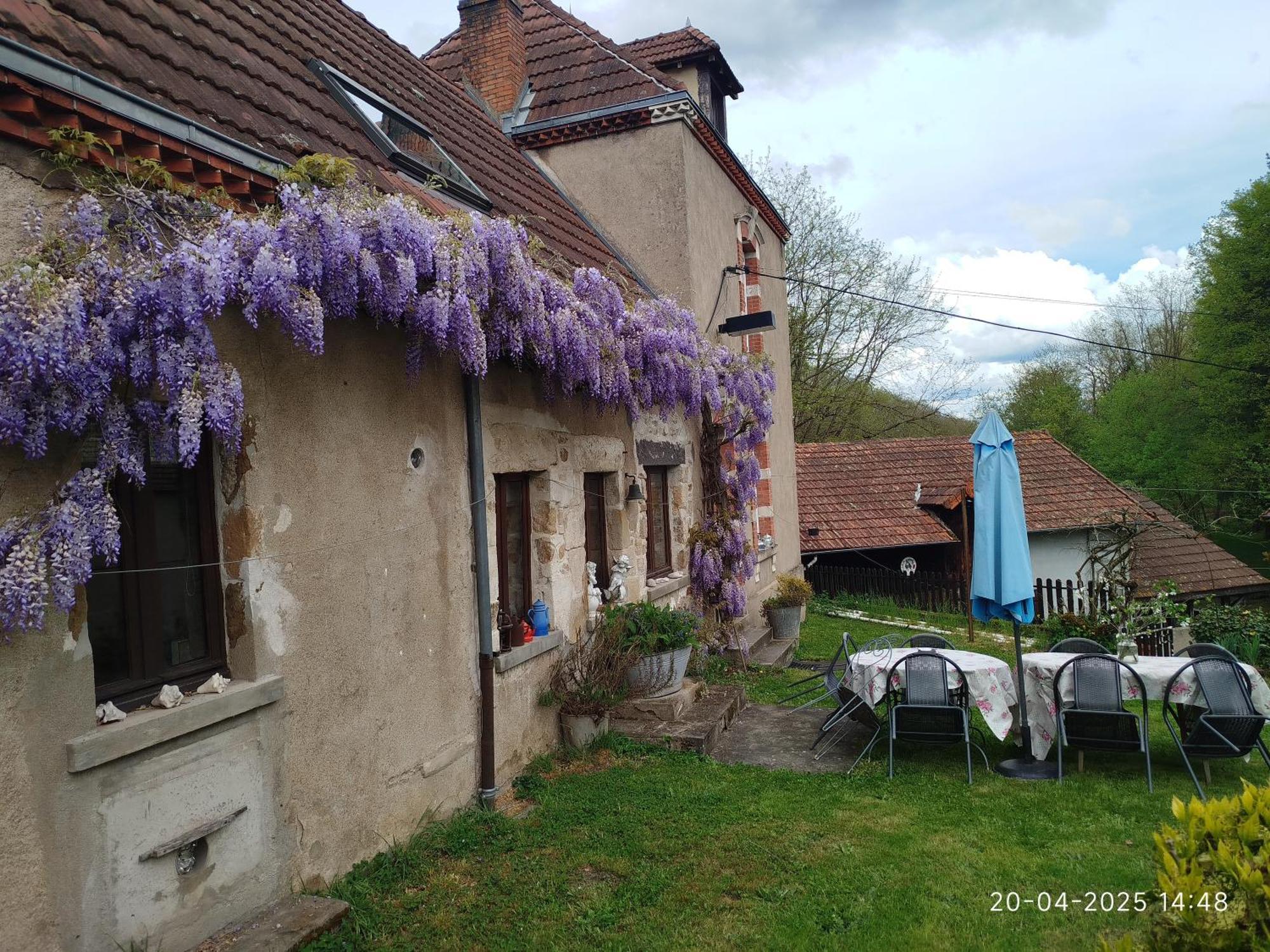 Maison Du Moulin Galuzot Saint-Vallier  Exterior photo
